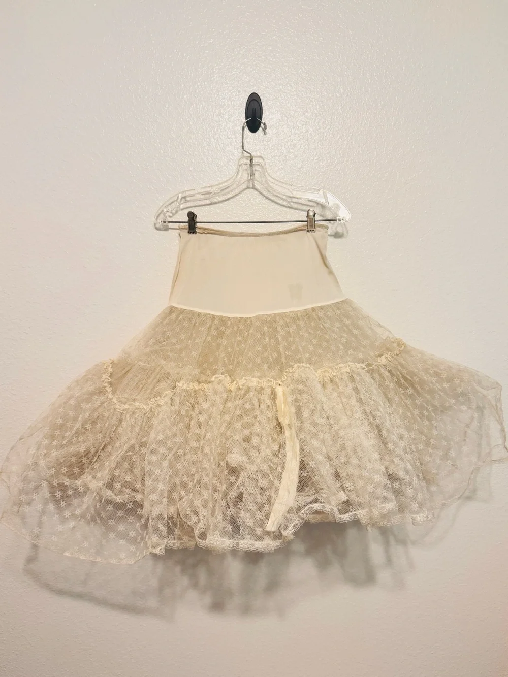 Vintage 50s White Pennys Adonna PUFFY Crinoline Petticoat size small